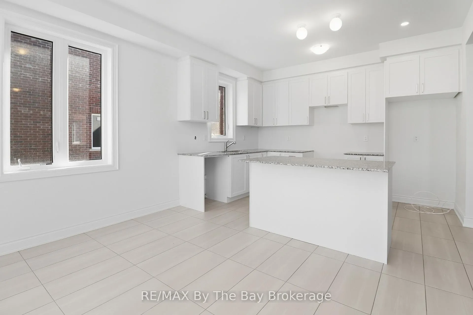 Photo 16 of 59 Amber Drive, Wasaga Beach — HOMEH