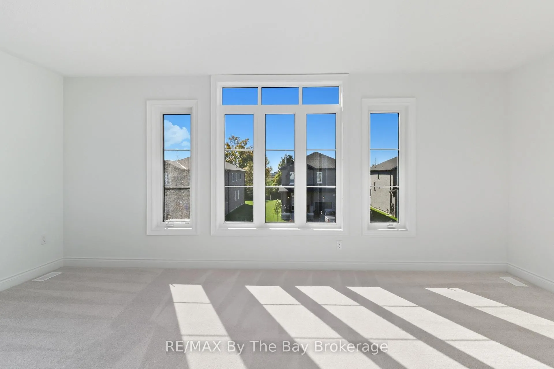 Photo 25 of 59 Amber Drive, Wasaga Beach — HOMEH