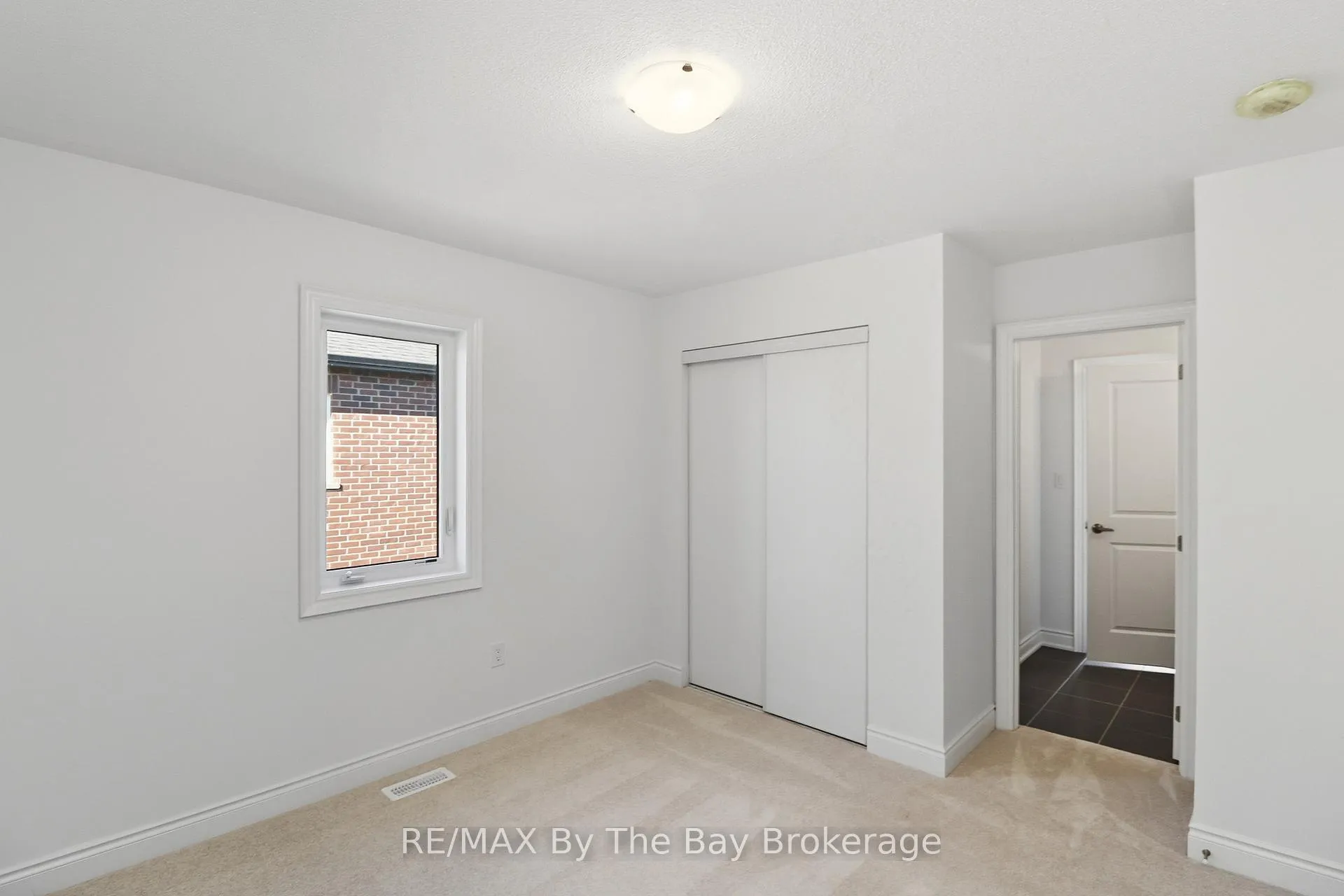 Photo 33 of 59 Amber Drive, Wasaga Beach — HOMEH