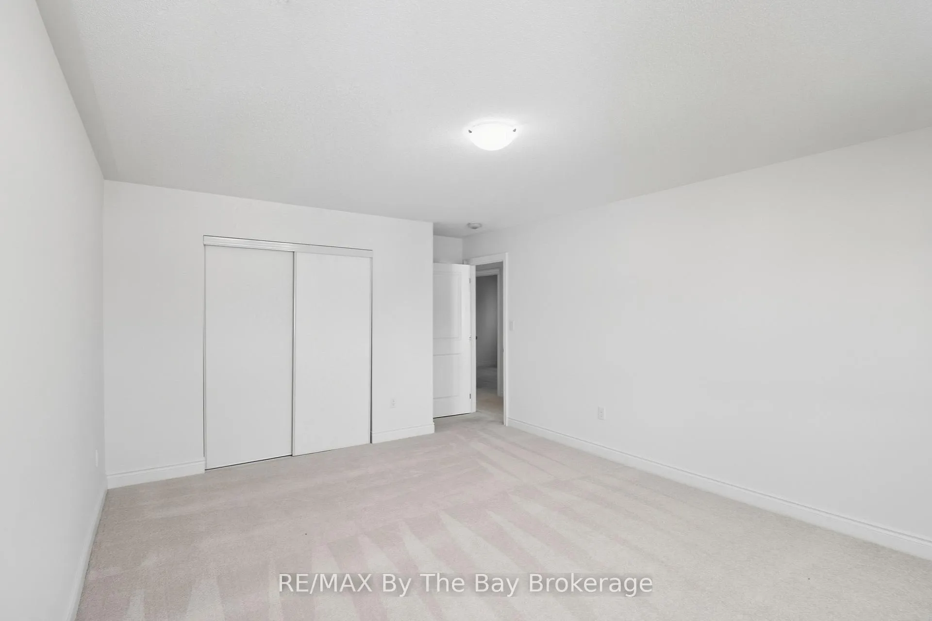 Photo 40 of 59 Amber Drive, Wasaga Beach — HOMEH
