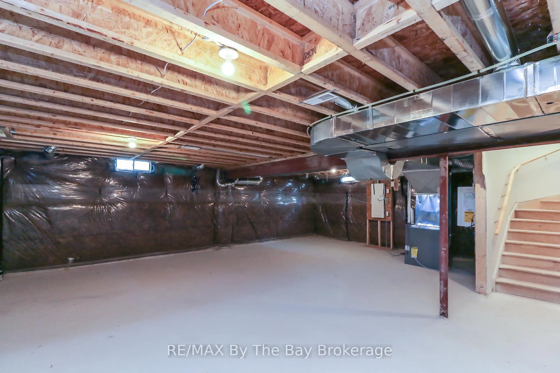 Photo 41 of 59 Amber Drive, Wasaga Beach — HOMEH