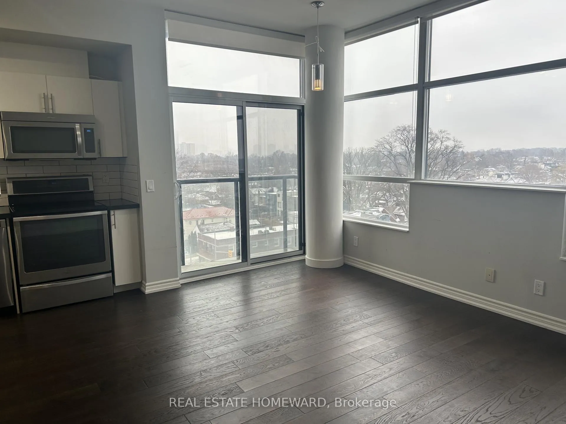 Photo 3 of Unit 803, 280 Donlands Avenue, Toronto, Danforth Village-East York — HOMEH