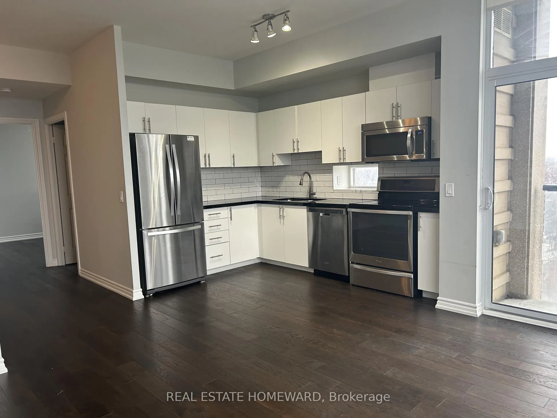 Photo 12 of Unit 803, 280 Donlands Avenue, Toronto, Danforth Village-East York — HOMEH