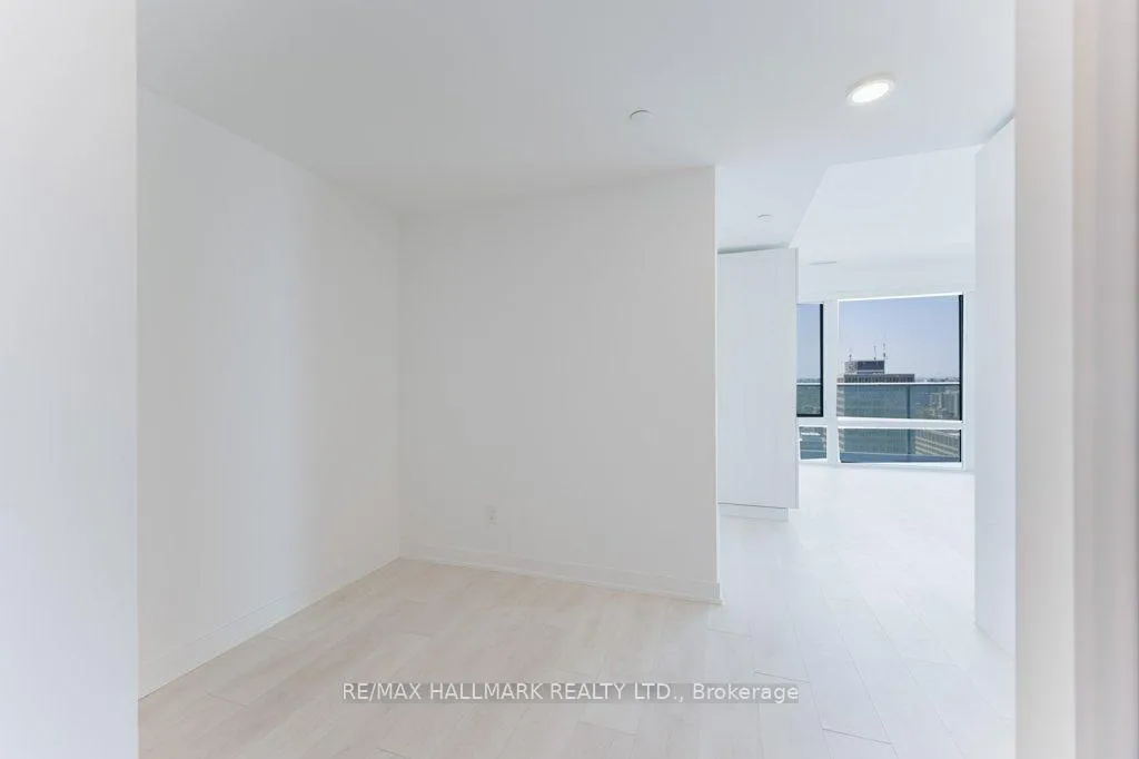 Photo 6 of Unit 3202, 501 Yonge Street, Toronto, Church-Yonge Corridor — HOMEH