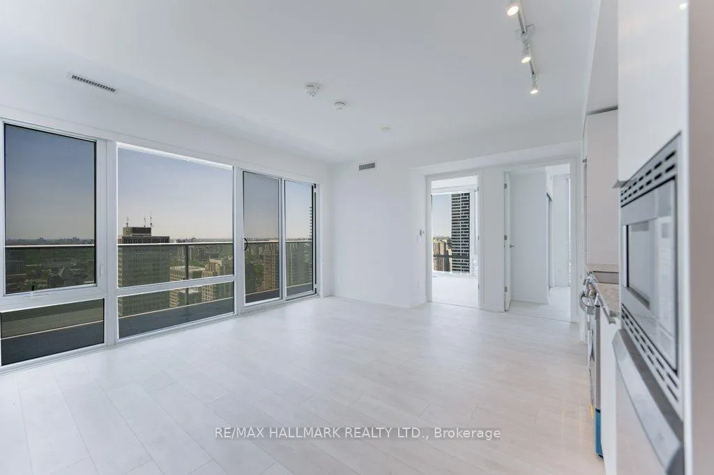 Photo 10 of Unit 3202, 501 Yonge Street, Toronto, Church-Yonge Corridor — HOMEH