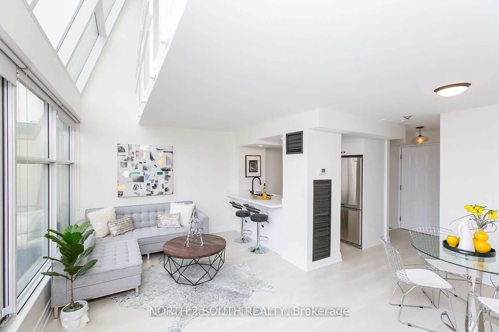 Photo 1 of Unit 913, 222 The Esplanade Avenue, Toronto, Waterfront Communities — HOMEH