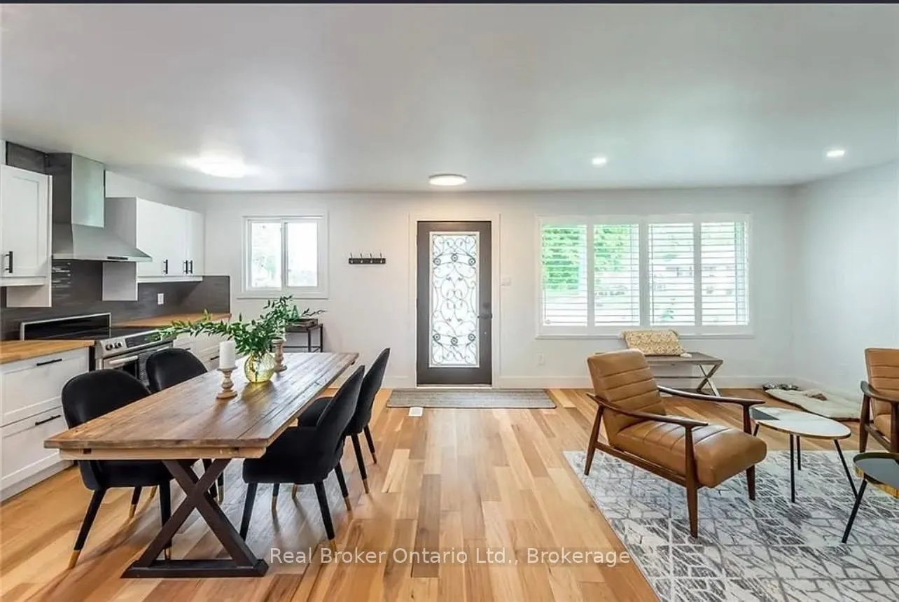 Photo 4 of 10 Sandlyn Court, Hamilton, Kentley — HOMEH