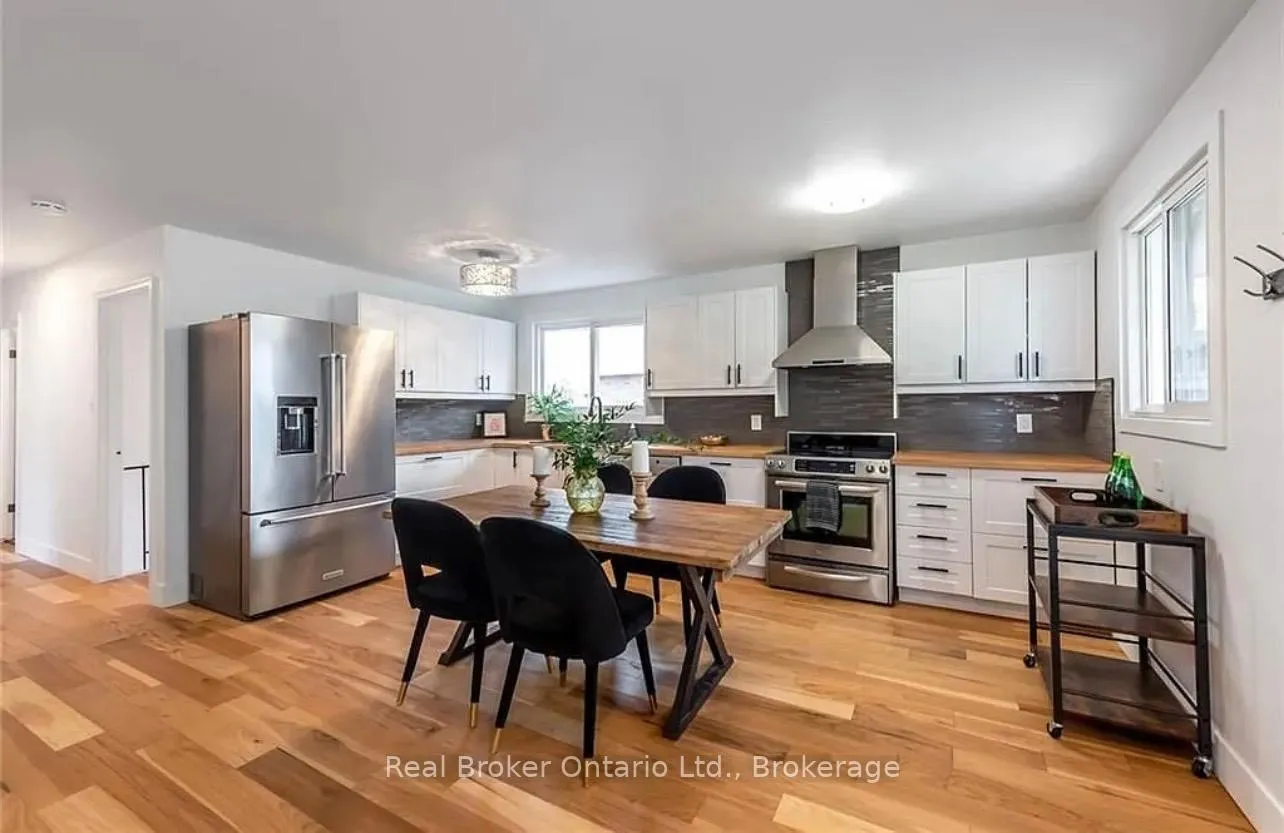 Photo 5 of 10 Sandlyn Court, Hamilton, Kentley — HOMEH