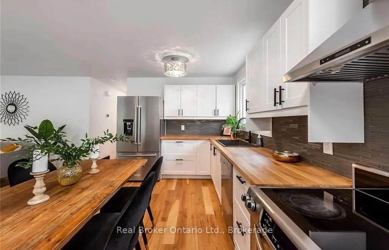 Photo 8 of 10 Sandlyn Court, Hamilton, Kentley — HOMEH