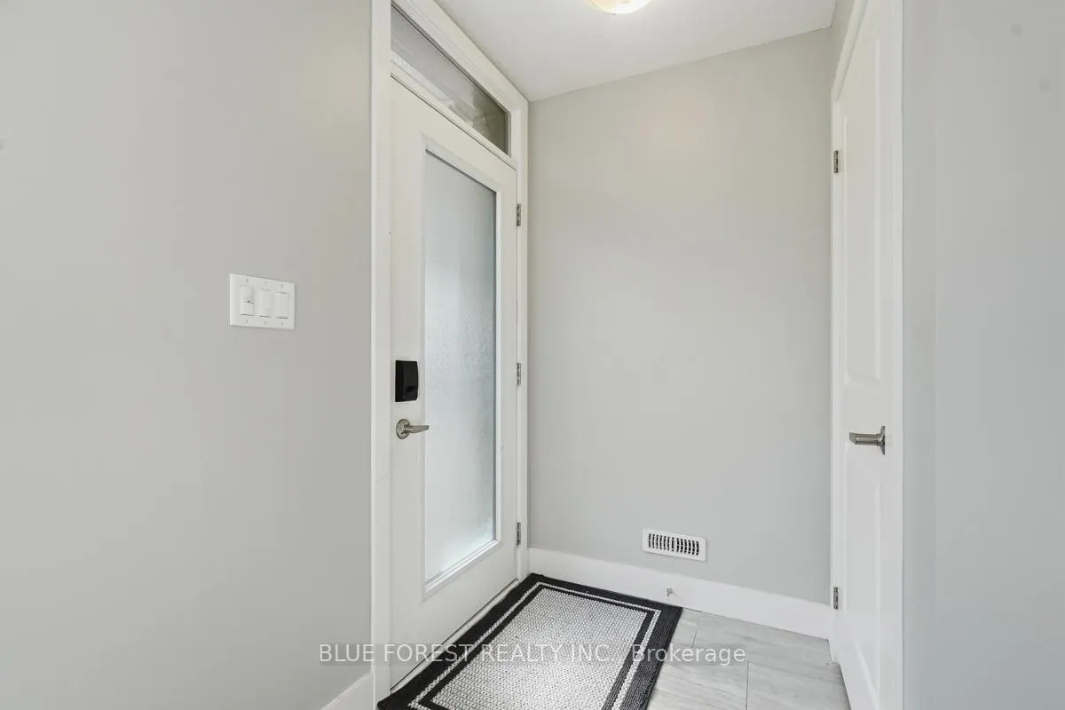 Photo 4 of Unit 21, 177 Edgevalley Road, London, East D — HOMEH