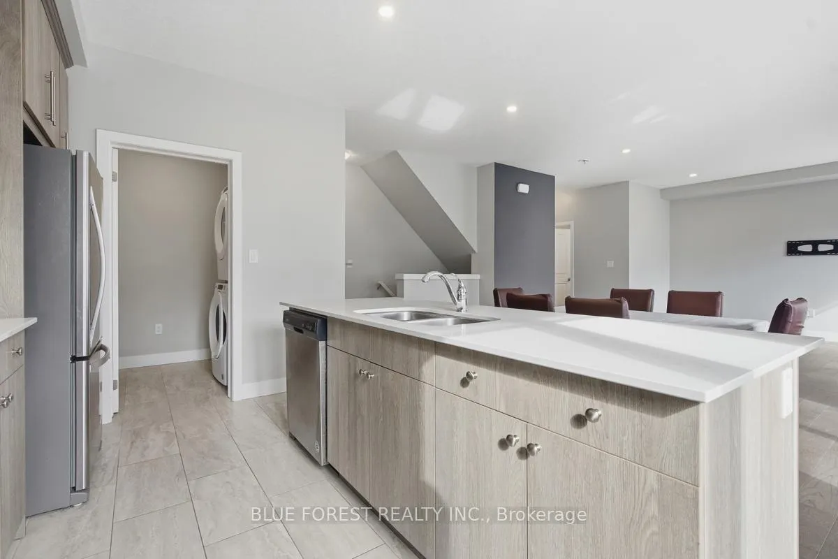 Photo 11 of Unit 21, 177 Edgevalley Road, London, East D — HOMEH