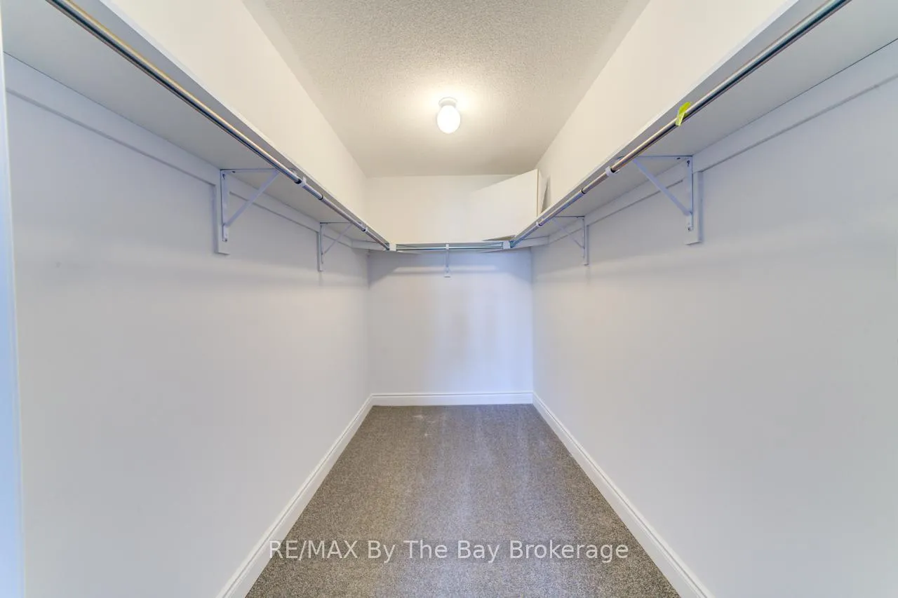 Photo 32 of 21 Lisa Street, Wasaga Beach — HOMEH