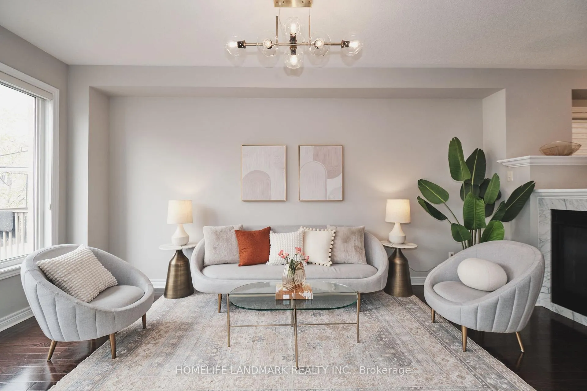 Photo 14 of 50 Carrier Crescent, Vaughan, Patterson — HOMEH