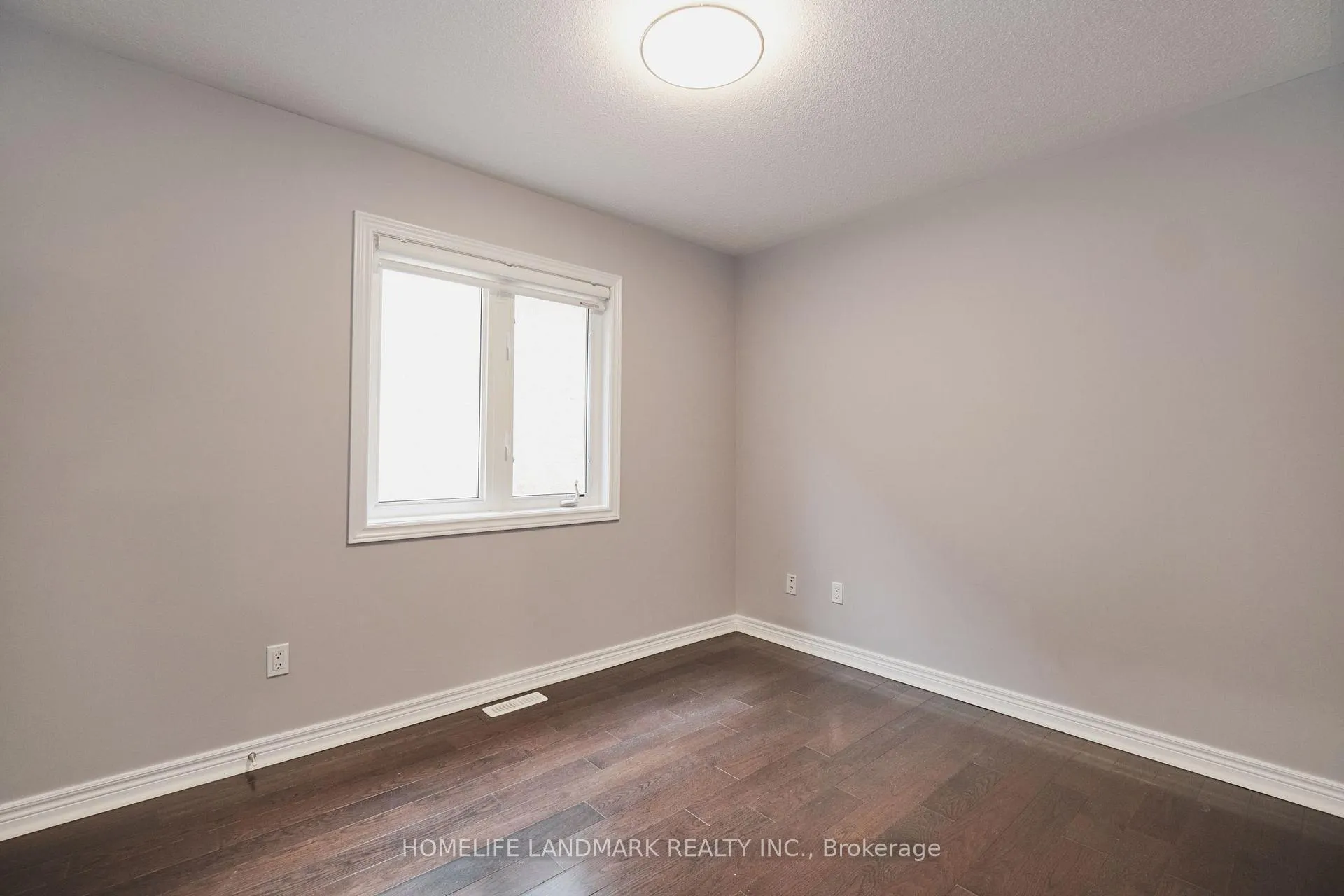 Photo 29 of 50 Carrier Crescent, Vaughan, Patterson — HOMEH