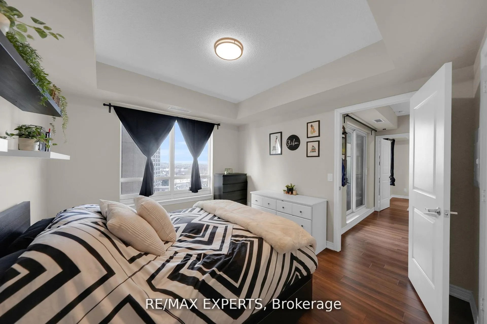 Photo 13 of Unit 701, 9255 Jane Street, Vaughan, Maple — HOMEH