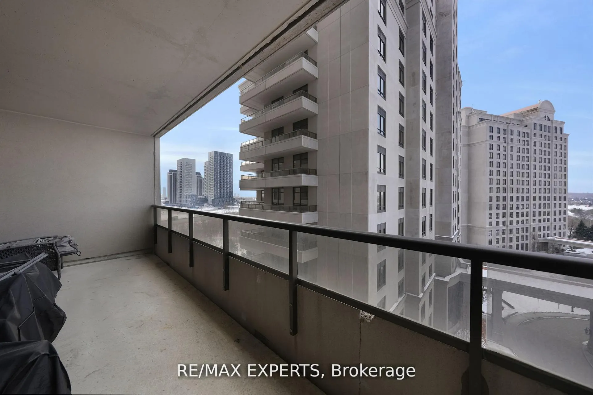 Photo 23 of Unit 701, 9255 Jane Street, Vaughan, Maple — HOMEH