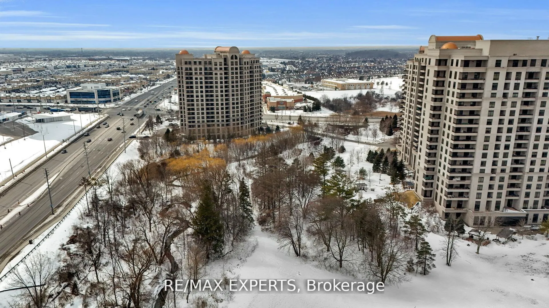 Photo 25 of Unit 701, 9255 Jane Street, Vaughan, Maple — HOMEH