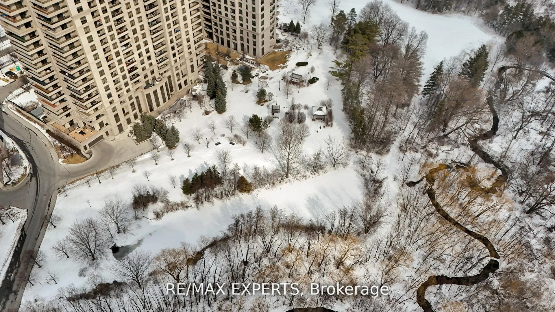 Photo 26 of Unit 701, 9255 Jane Street, Vaughan, Maple — HOMEH