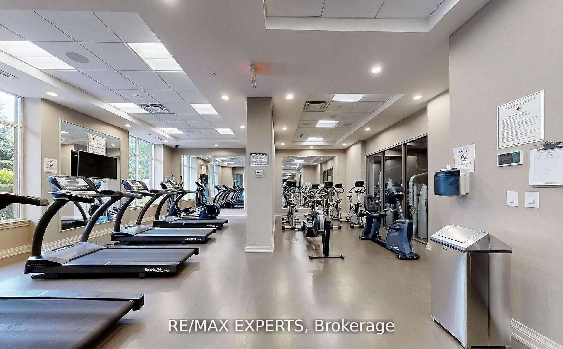 Photo 34 of Unit 701, 9255 Jane Street, Vaughan, Maple — HOMEH