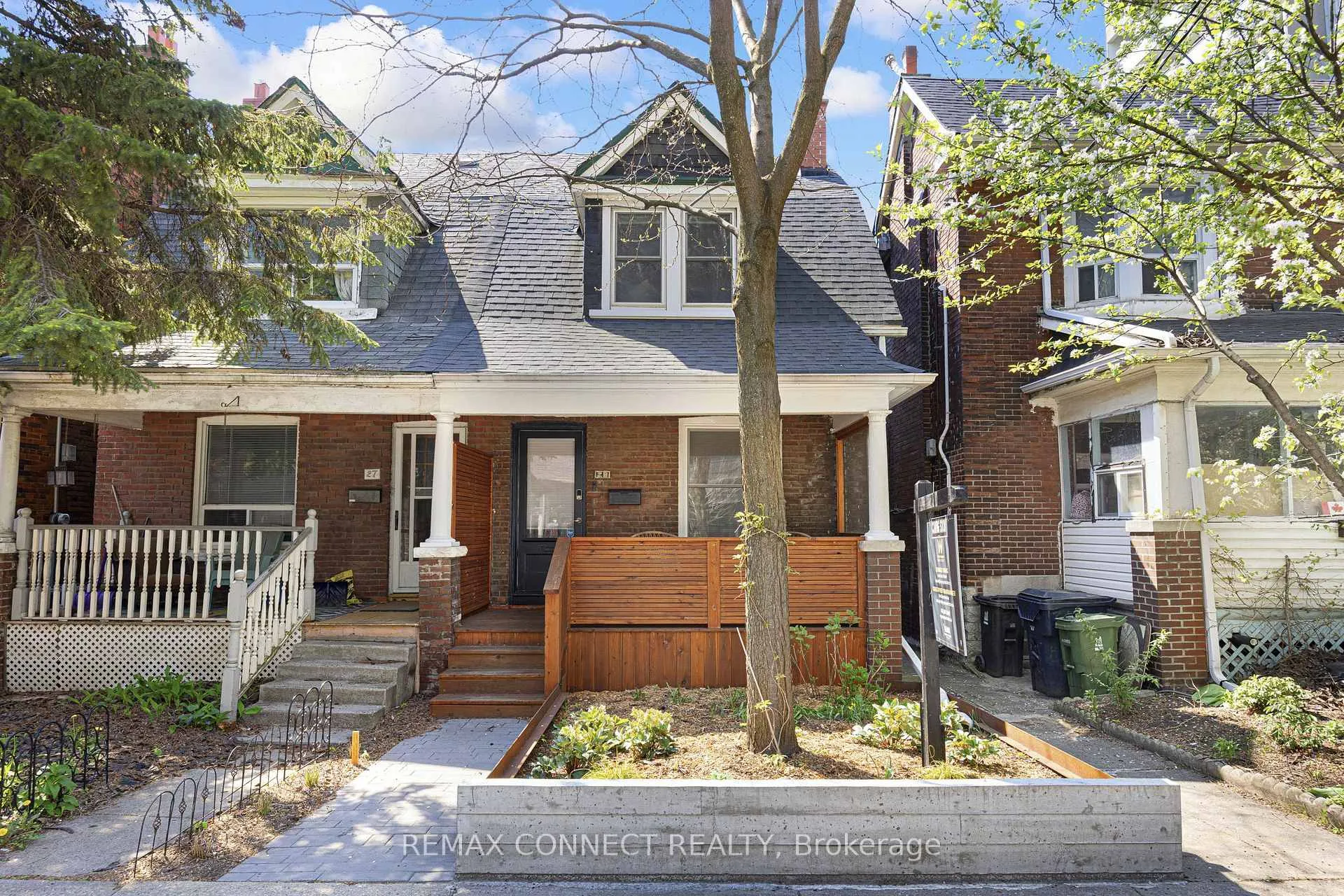 Photo 1 of 29 Howard Park Avenue, Toronto, Roncesvalles — HOMEH