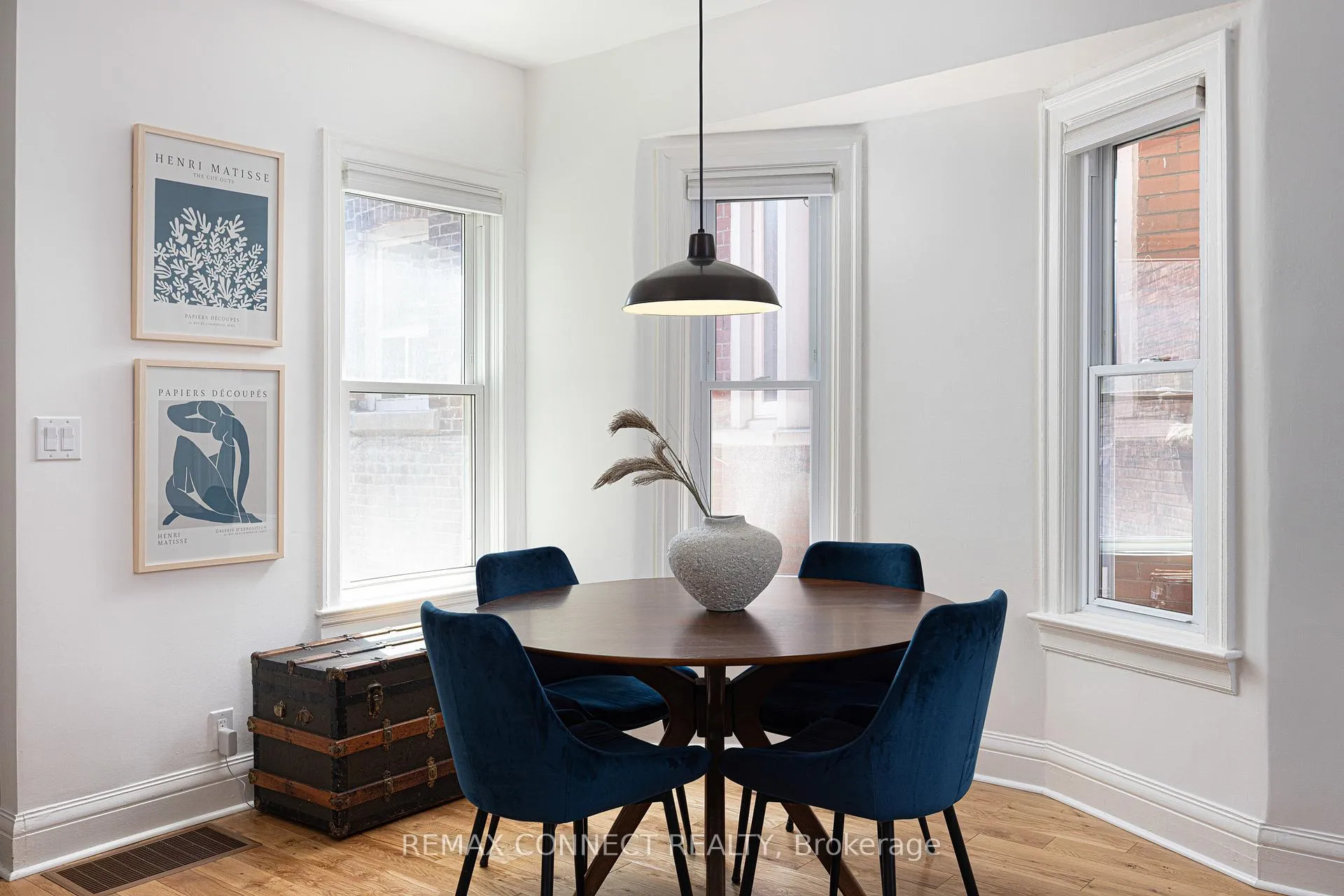 Photo 13 of 29 Howard Park Avenue, Toronto, Roncesvalles — HOMEH