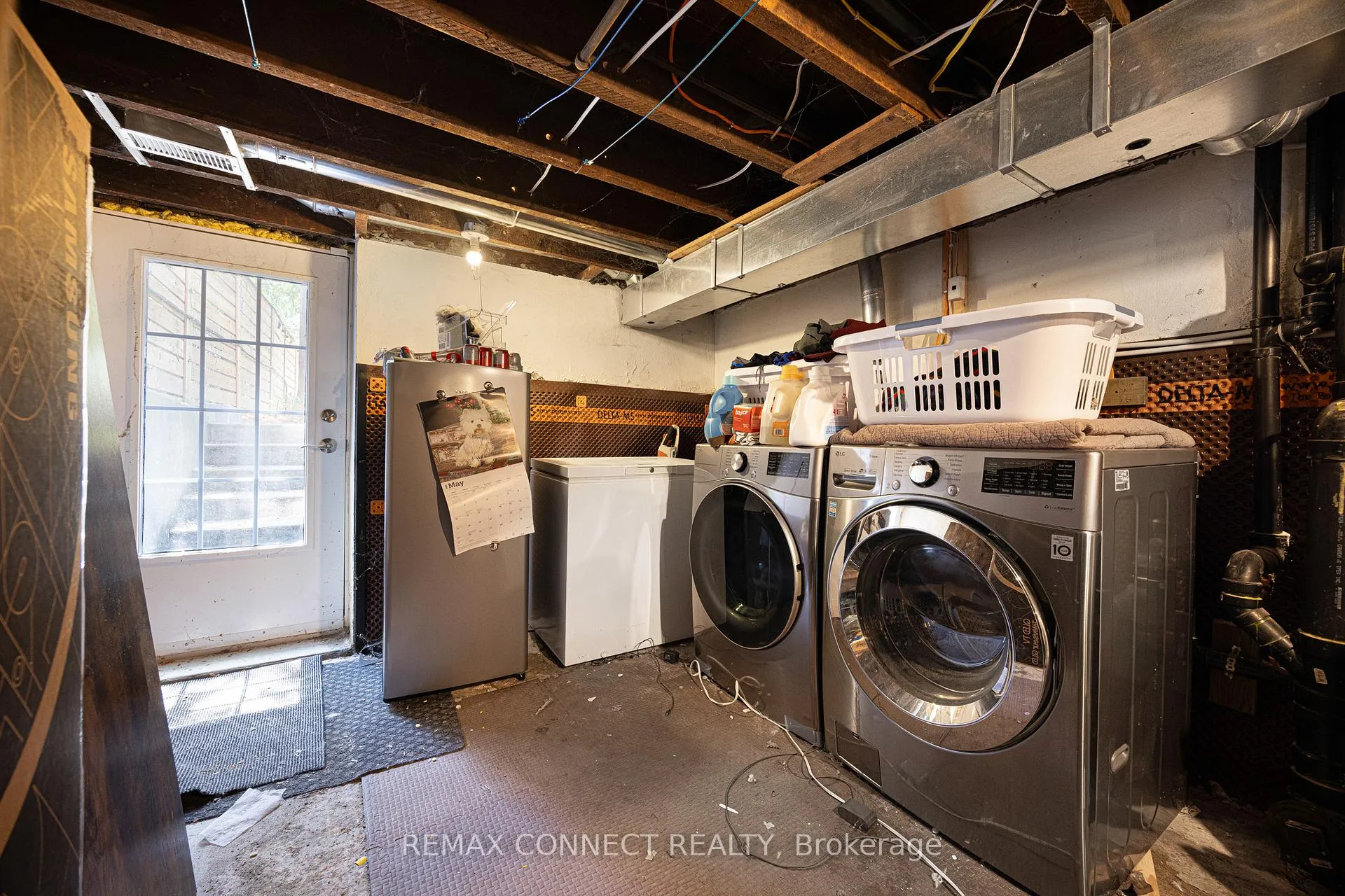 Photo 28 of 29 Howard Park Avenue, Toronto, Roncesvalles — HOMEH