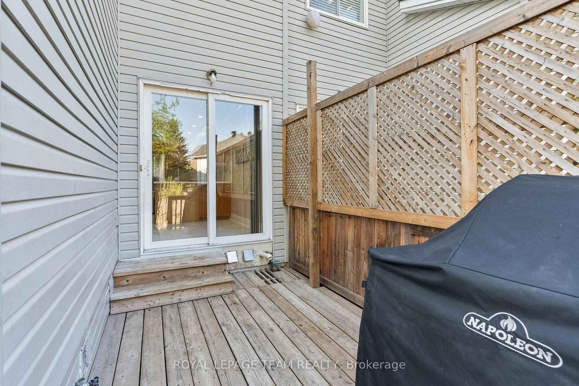Photo 46 of 40 Milner Downs Crescent, Ottawa, Kanata - Emerald Meadows/Trailwest — HOMEH