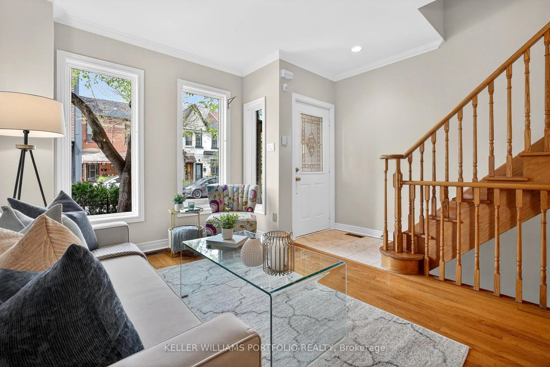 Photo 6 of 81B Ulster Street, Toronto, University — HOMEH