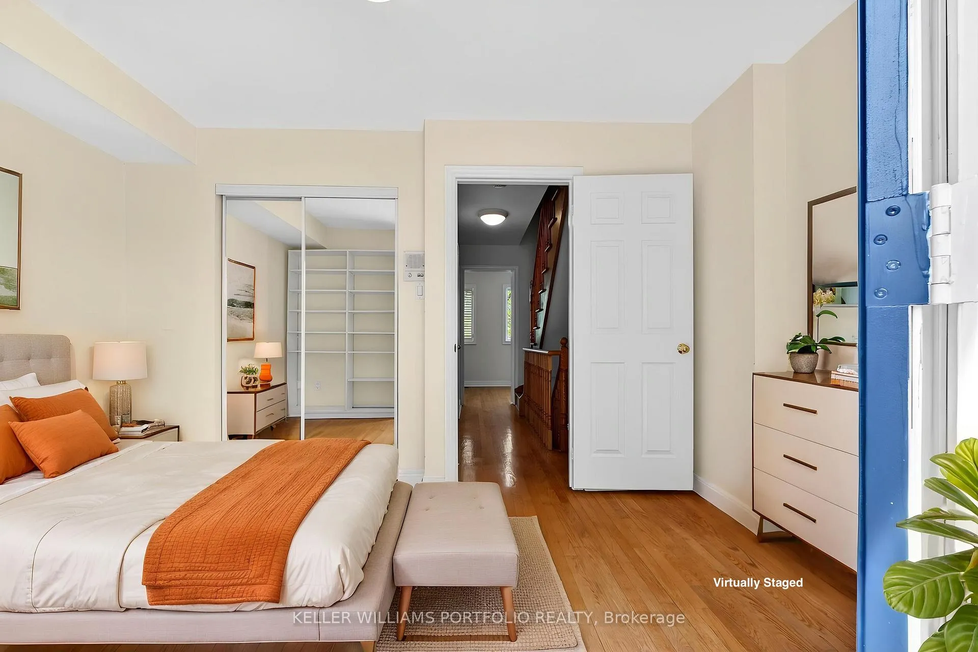 Photo 22 of 81B Ulster Street, Toronto, University — HOMEH