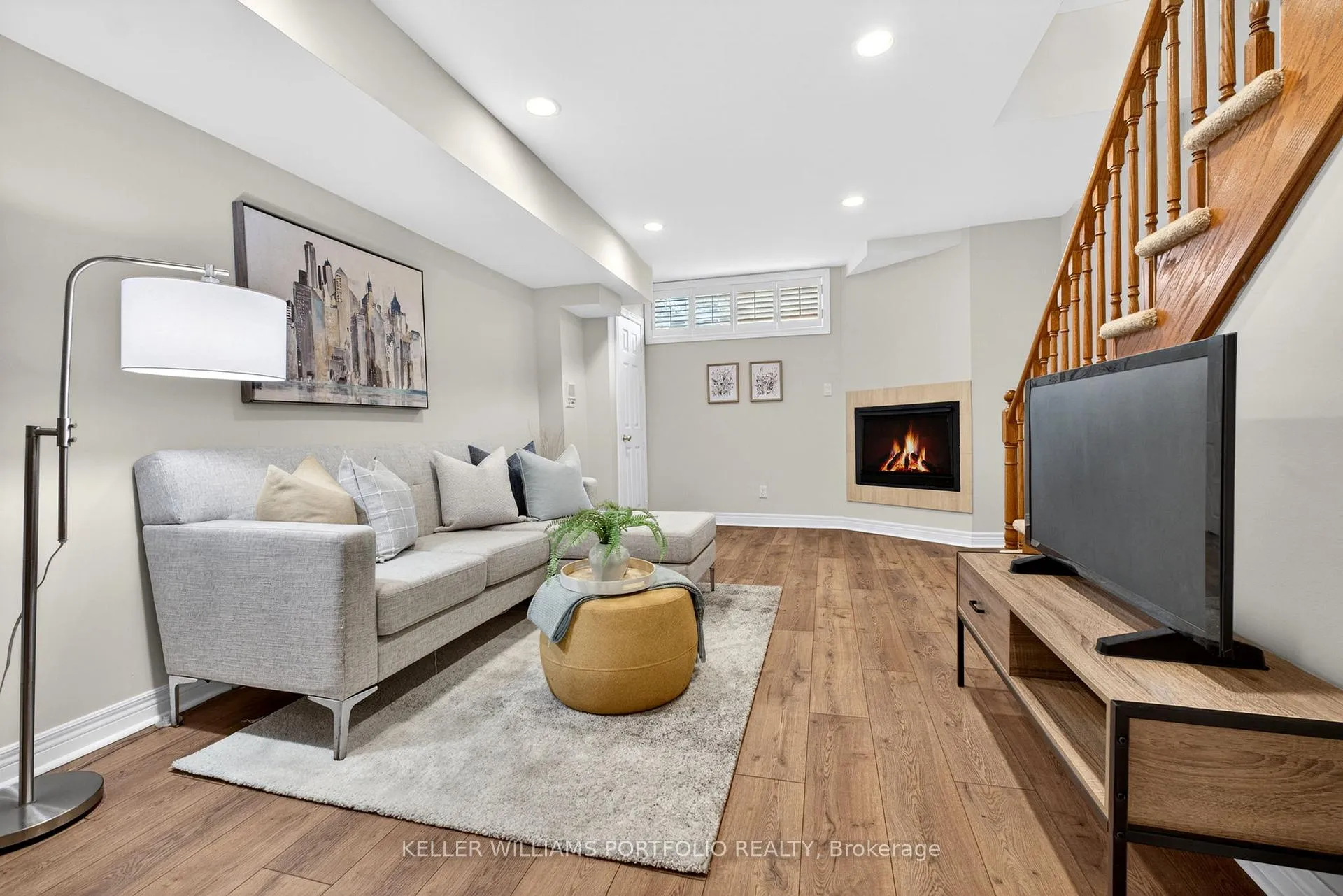 Photo 46 of 81B Ulster Street, Toronto, University — HOMEH