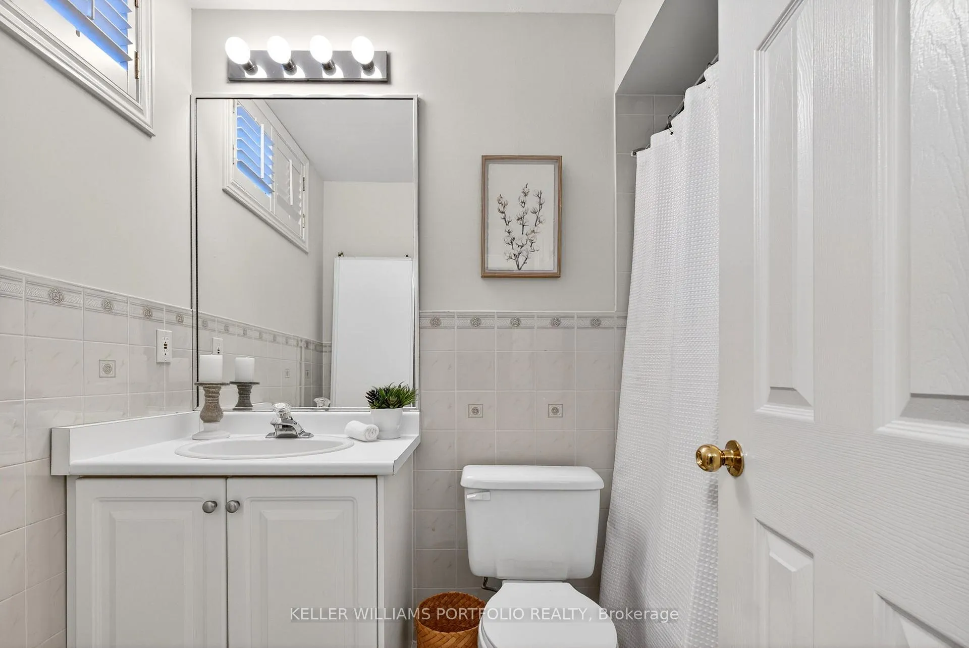 Photo 48 of 81B Ulster Street, Toronto, University — HOMEH