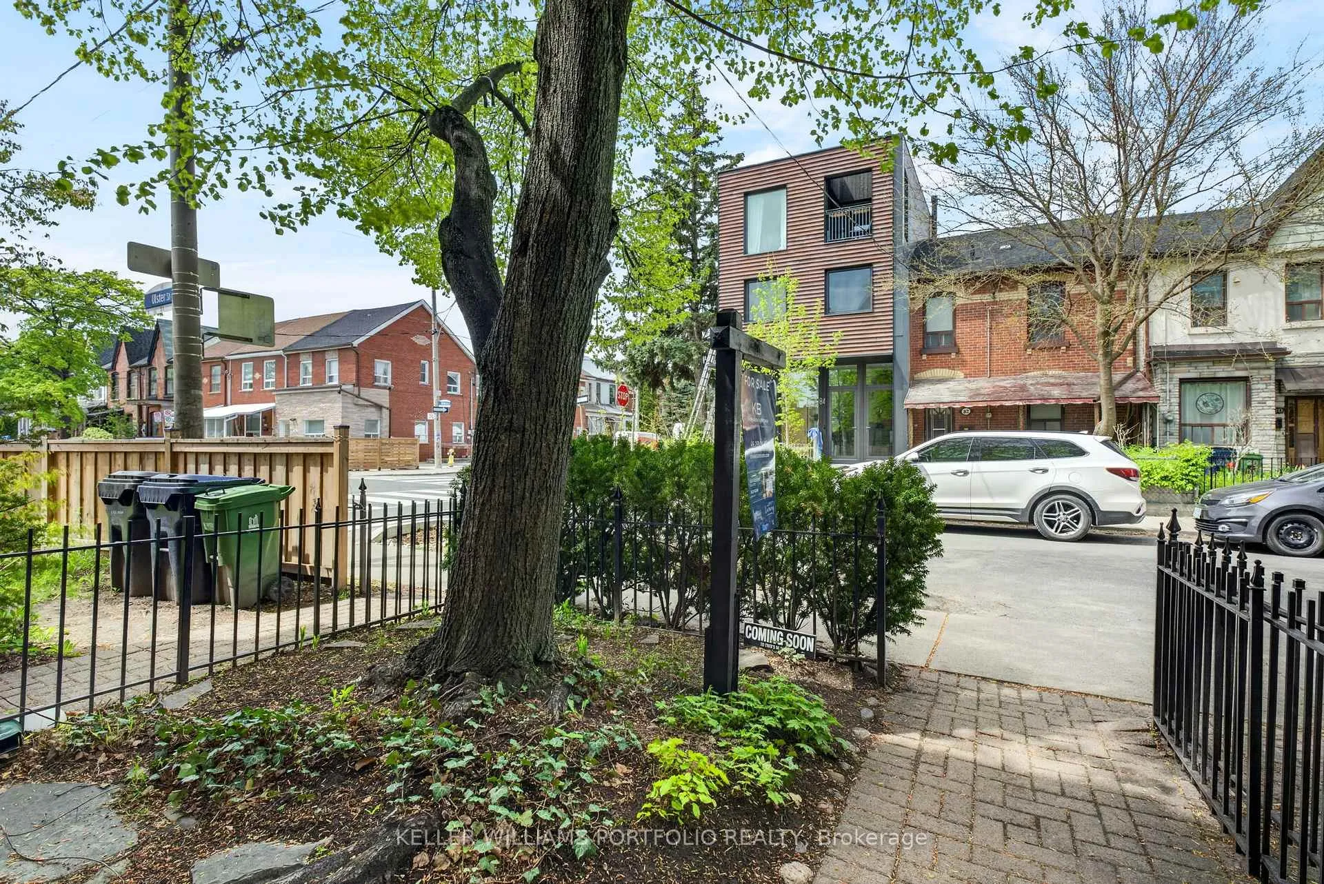 Photo 50 of 81B Ulster Street, Toronto, University — HOMEH