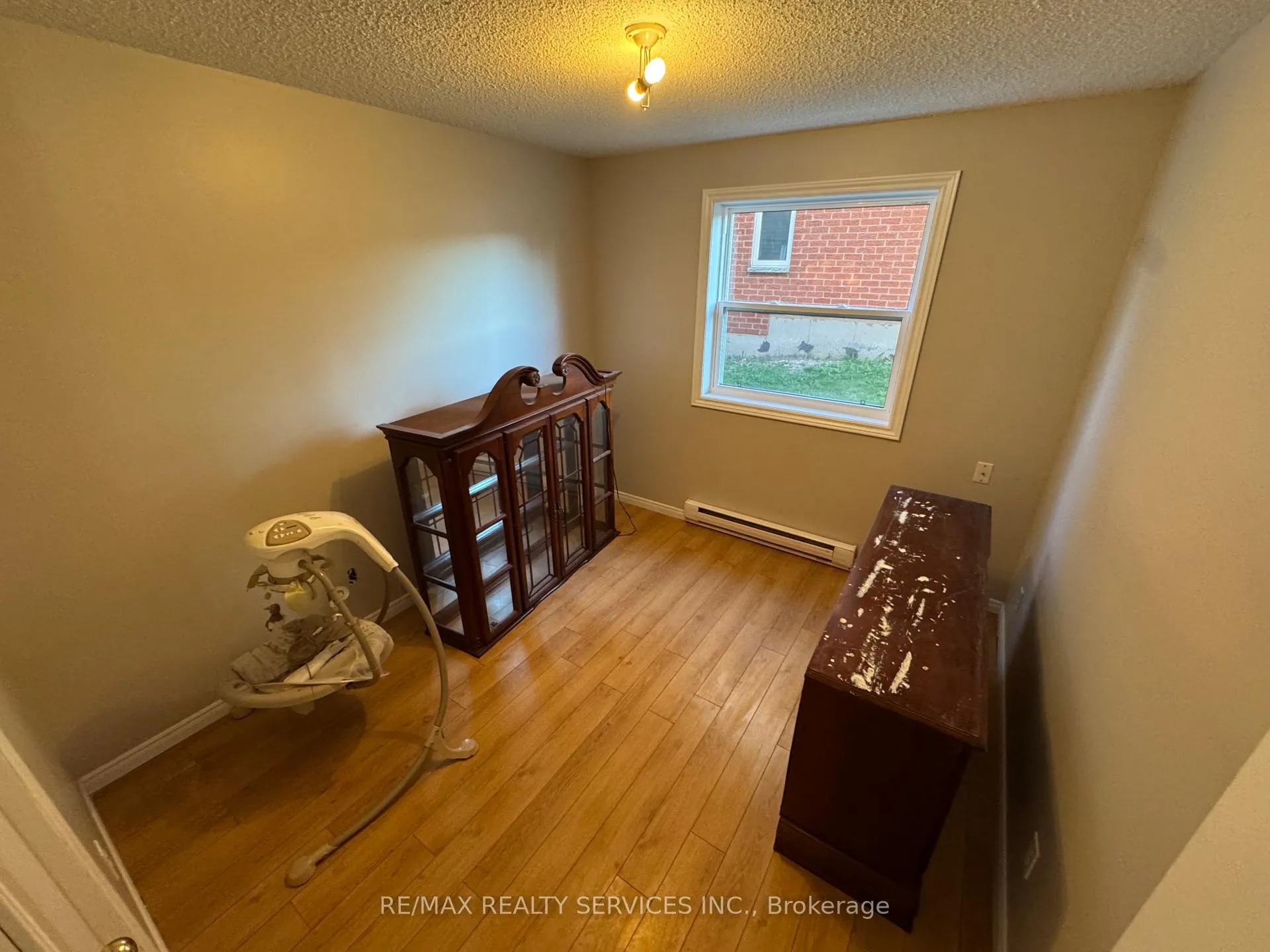 Photo 7 of 213 Sarah Court, Shelburne — HOMEH