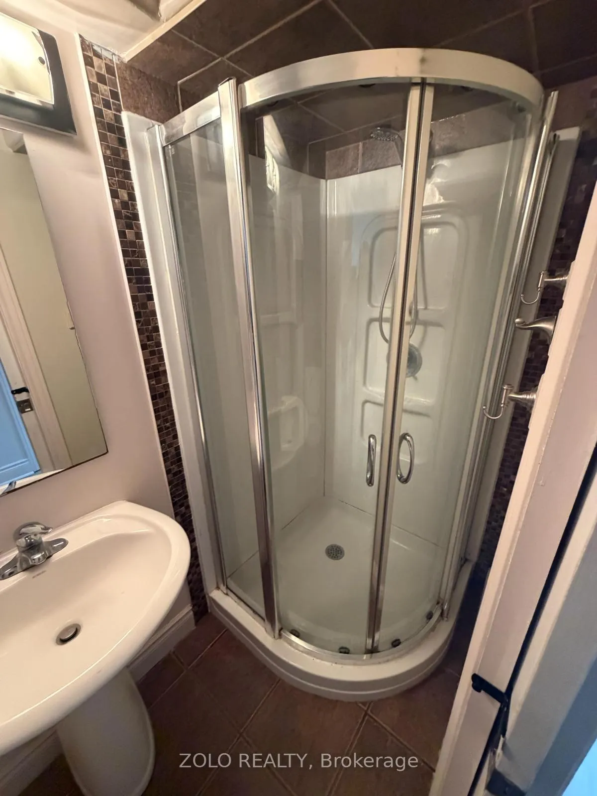 Photo 9 of Unit BSMT, 165 Windflower Drive, Kitchener, Larentian West — HOMEH