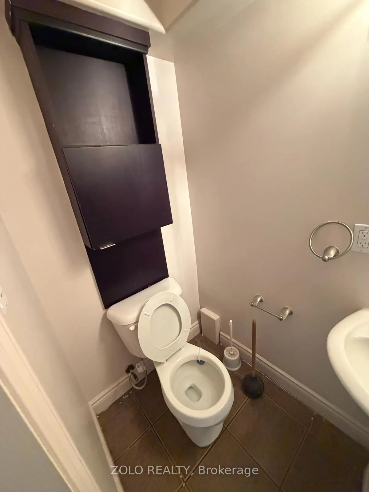 Photo 10 of Unit BSMT, 165 Windflower Drive, Kitchener, Larentian West — HOMEH