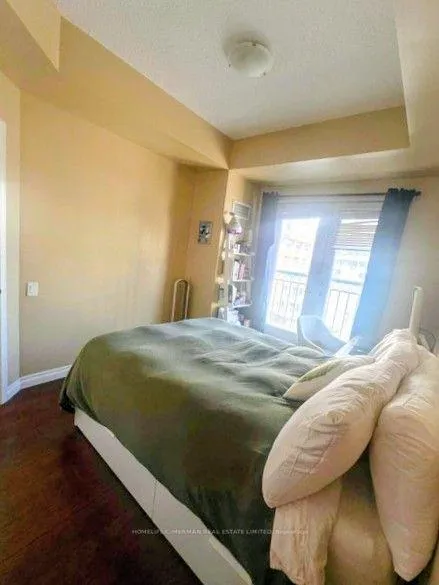 Photo 2 of Unit 506, 120 Lombard Street, Toronto, Church-Yonge Corridor — HOMEH