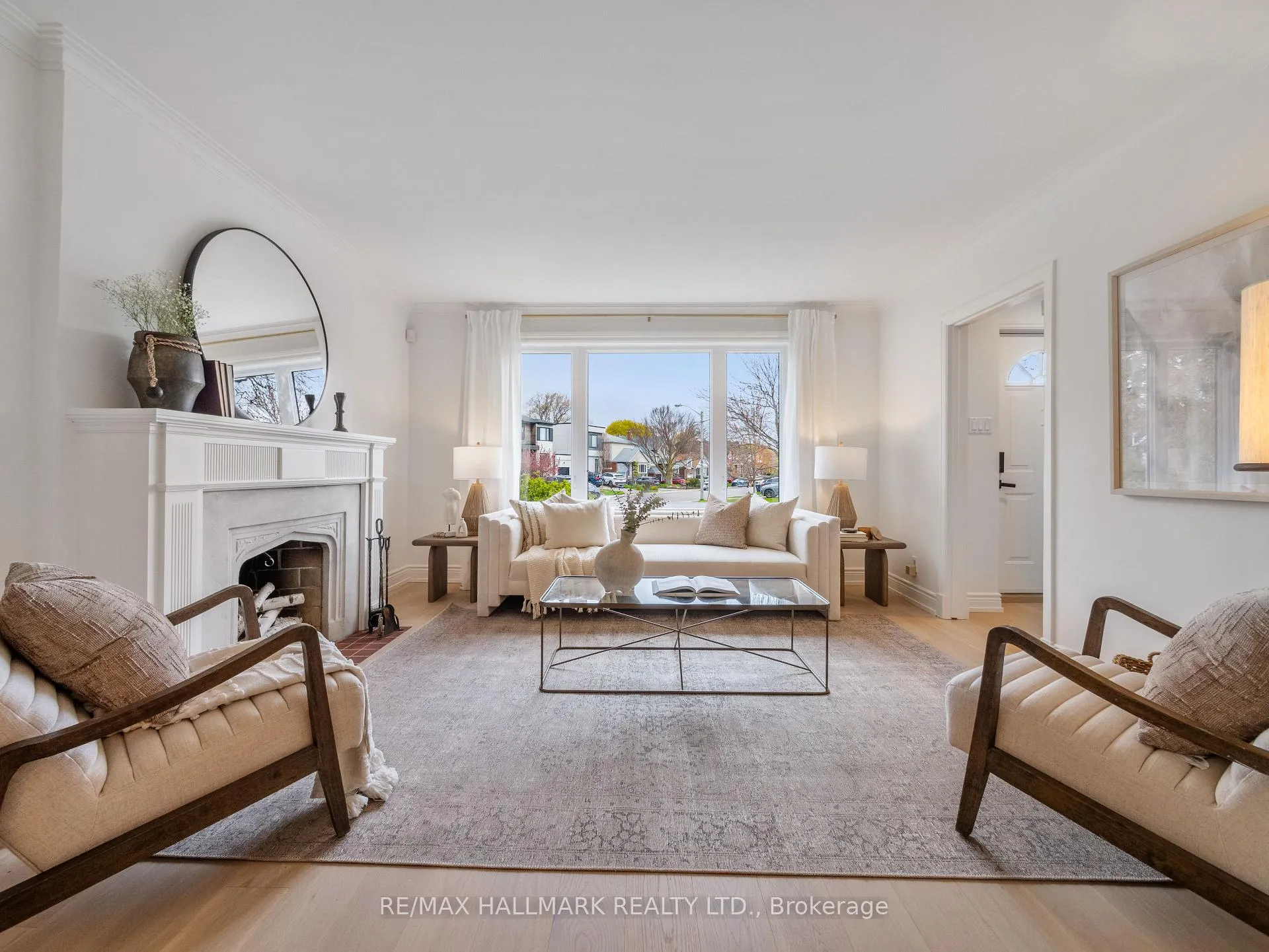 Photo 3 of 39 Briar Dale Boulevard, Scarborough, Birchcliffe-Cliffside — HOMEH