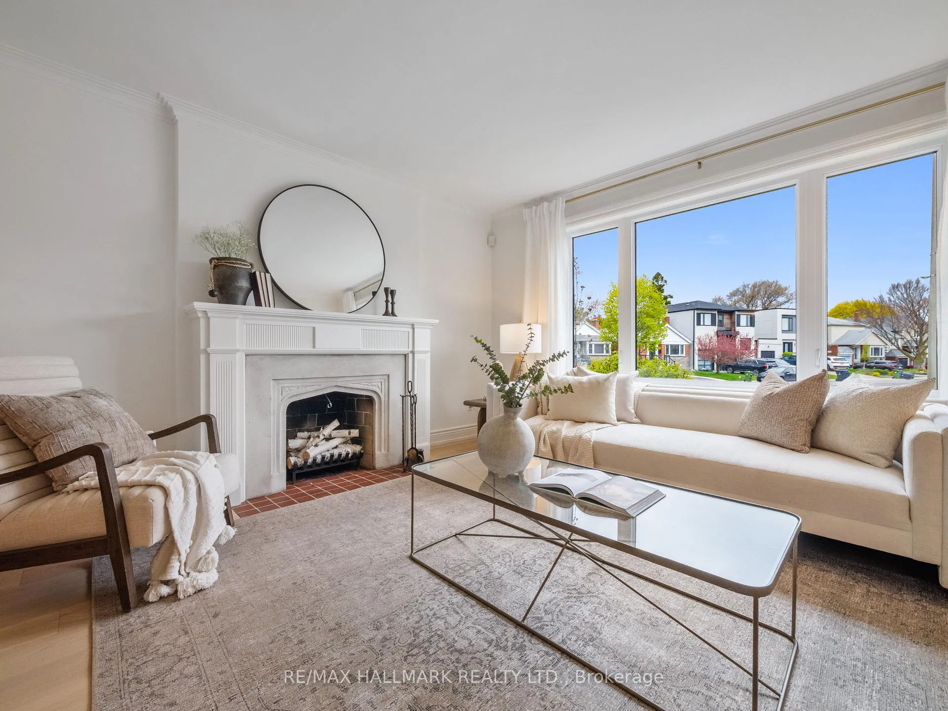 Photo 4 of 39 Briar Dale Boulevard, Scarborough, Birchcliffe-Cliffside — HOMEH