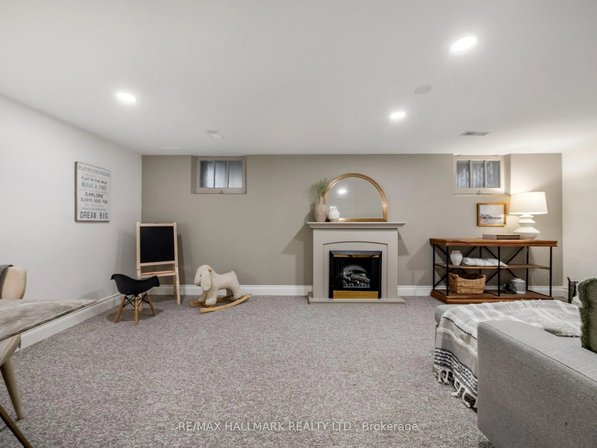 Photo 36 of 39 Briar Dale Boulevard, Scarborough, Birchcliffe-Cliffside — HOMEH