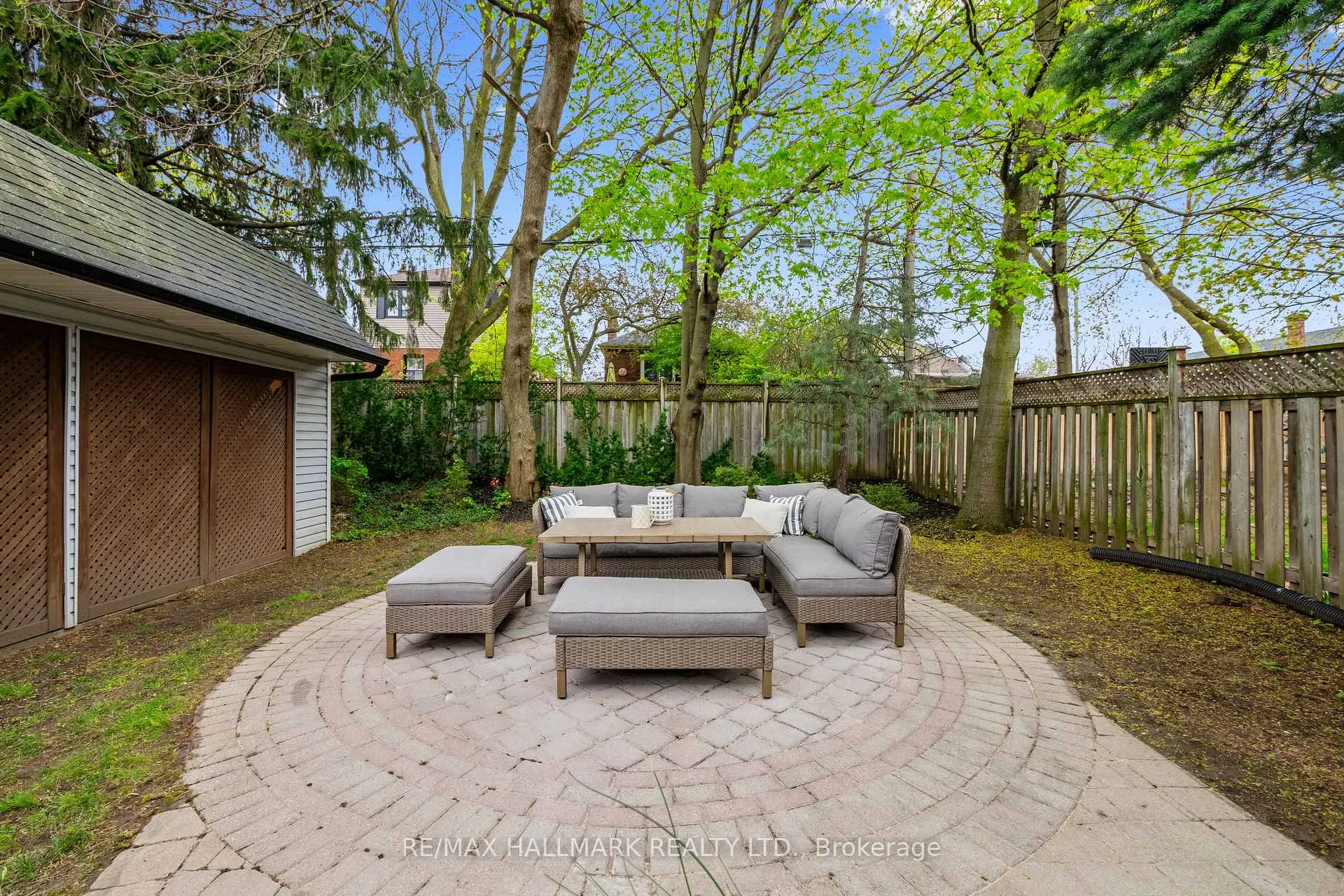 Photo 46 of 39 Briar Dale Boulevard, Scarborough, Birchcliffe-Cliffside — HOMEH