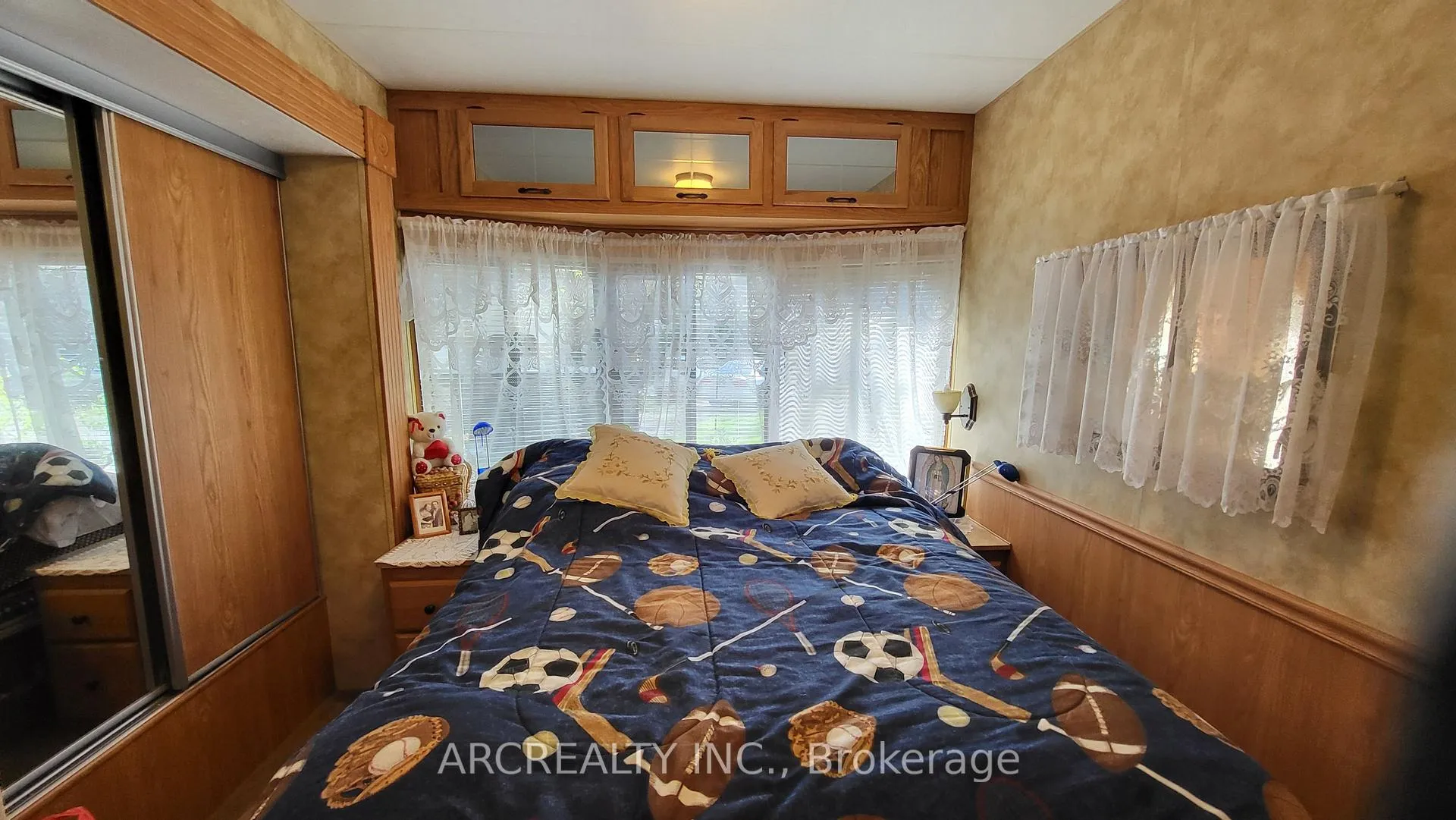 Photo 22 of 5 Horseshoe Circuit, Georgina, Pefferlaw — HOMEH