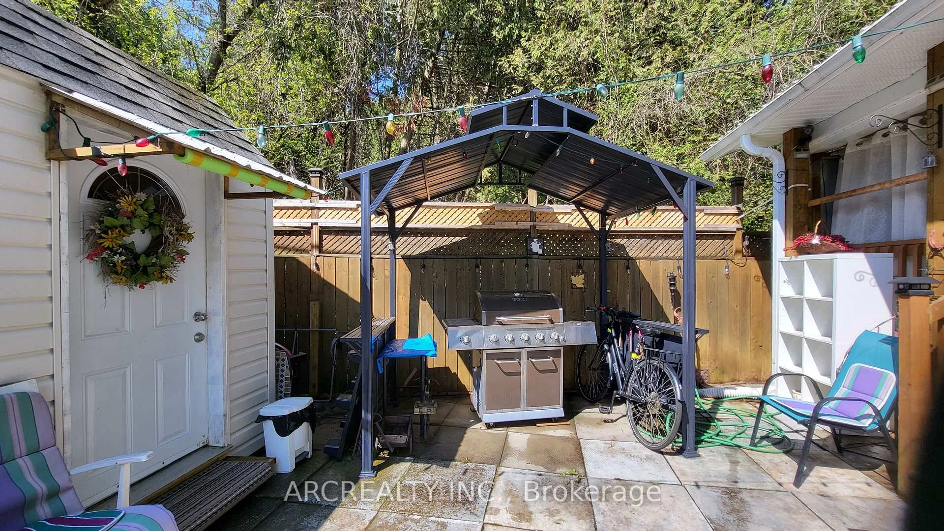 Photo 9 of 5 Horseshoe Circuit, Georgina, Pefferlaw — HOMEH