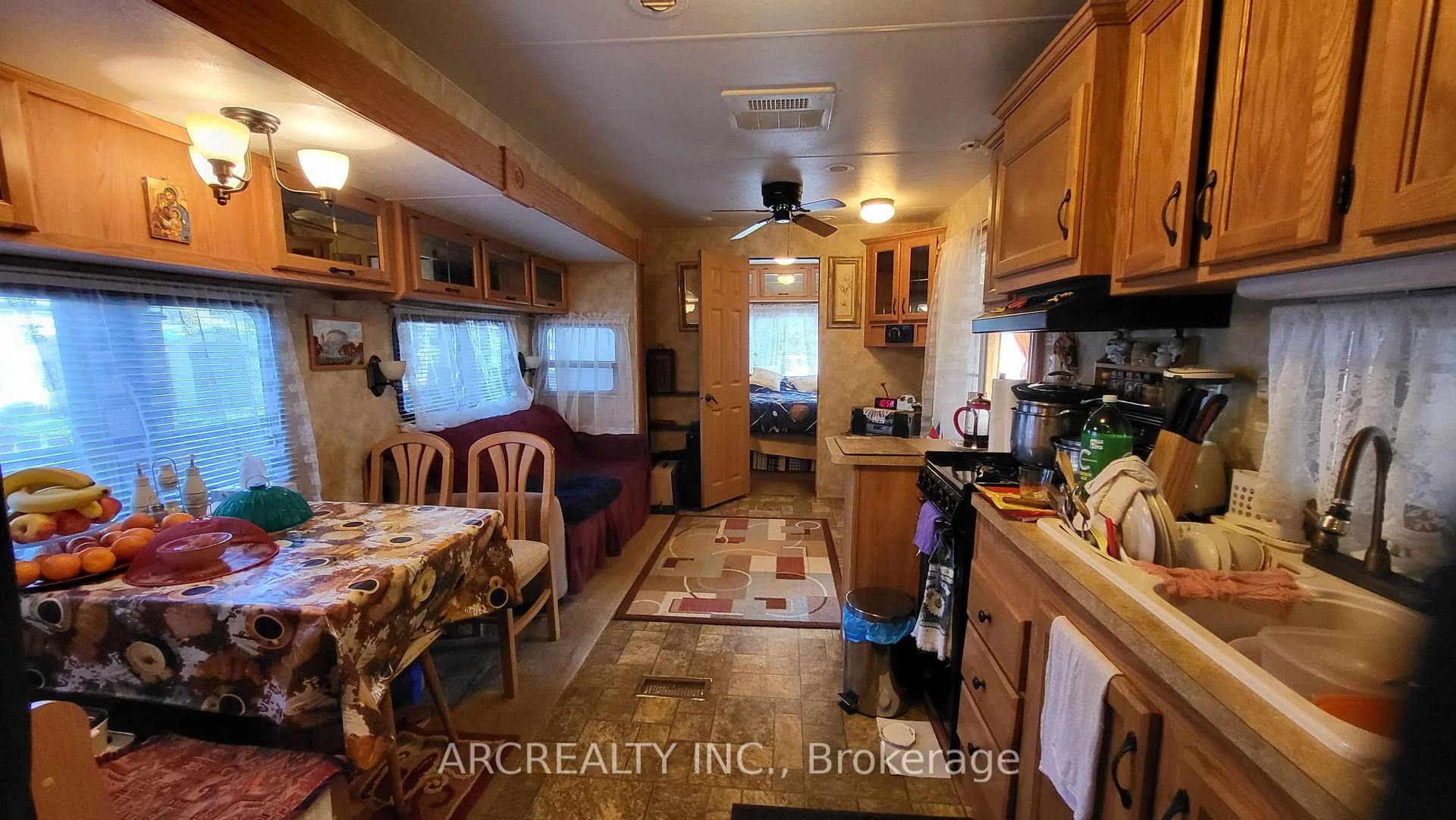 Photo 13 of 5 Horseshoe Circuit, Georgina, Pefferlaw — HOMEH