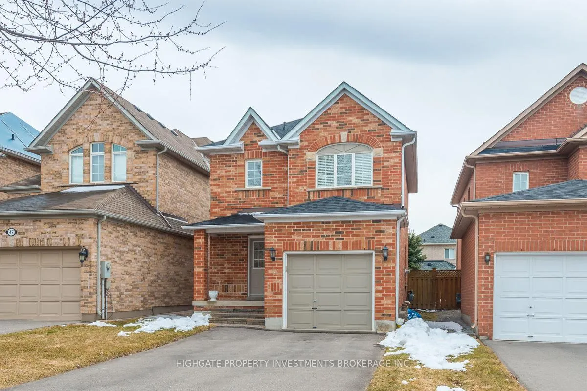 Photo 2 of 49 Muirside Road, Vaughan, Maple — HOMEH