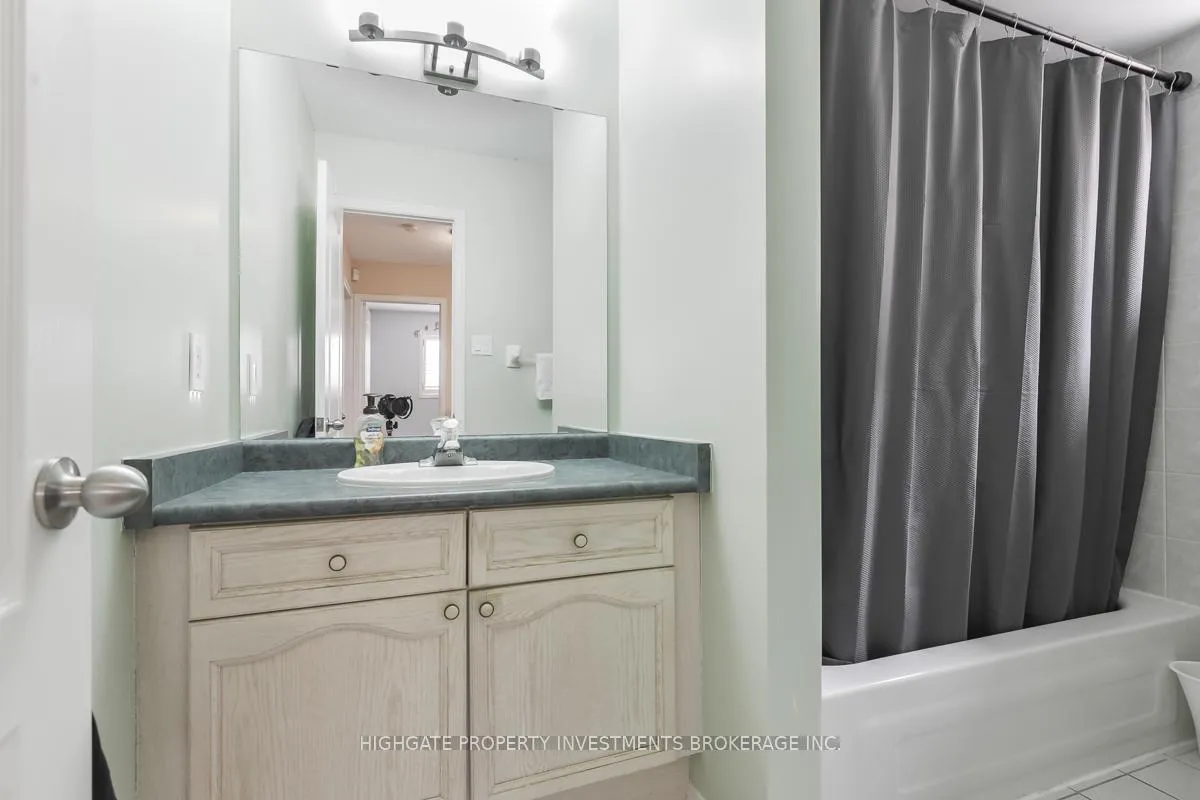 Photo 23 of 49 Muirside Road, Vaughan, Maple — HOMEH