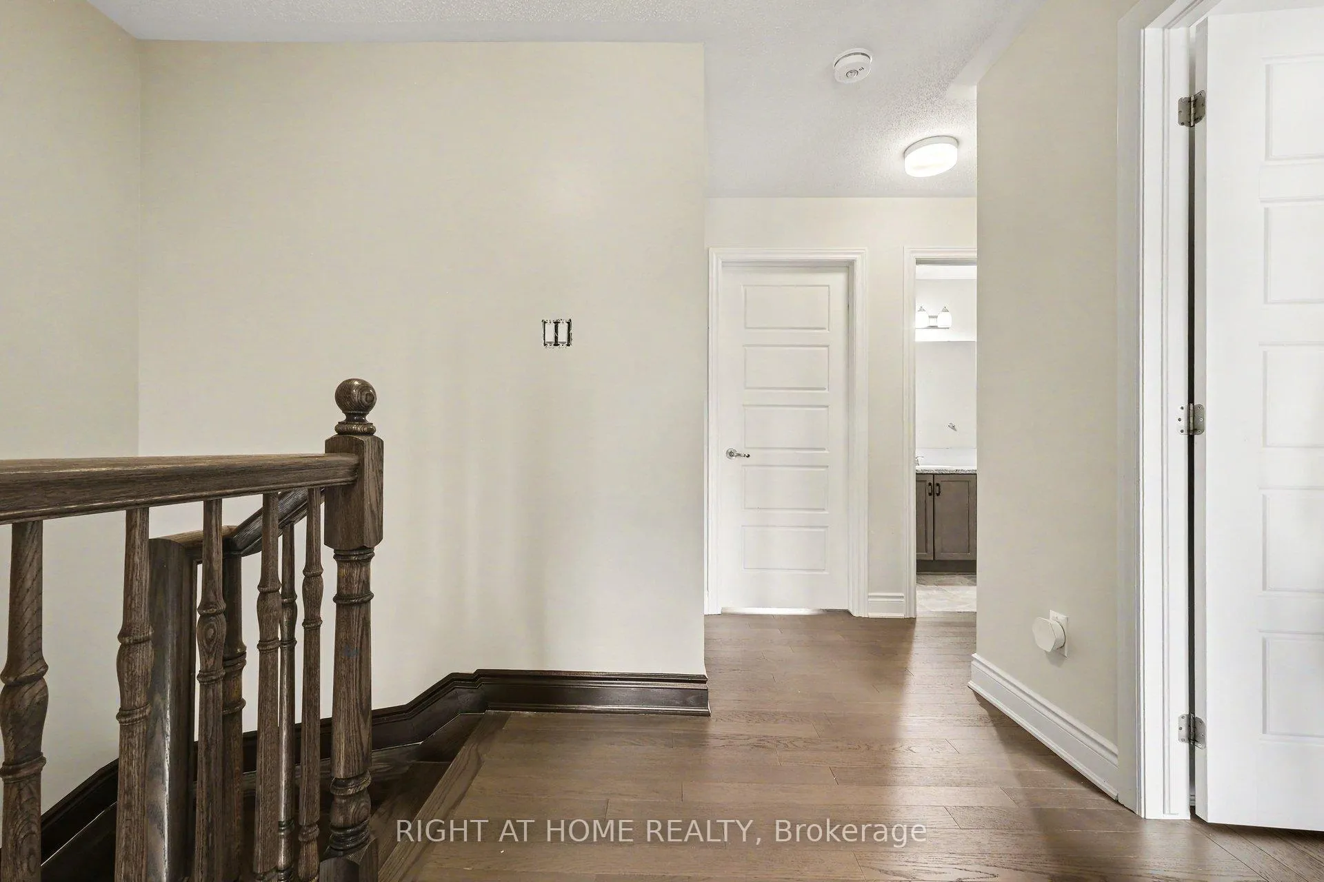 Photo 14 of 608 Fenwick Way, Ottawa, Barrhaven - Stonebridge — HOMEH