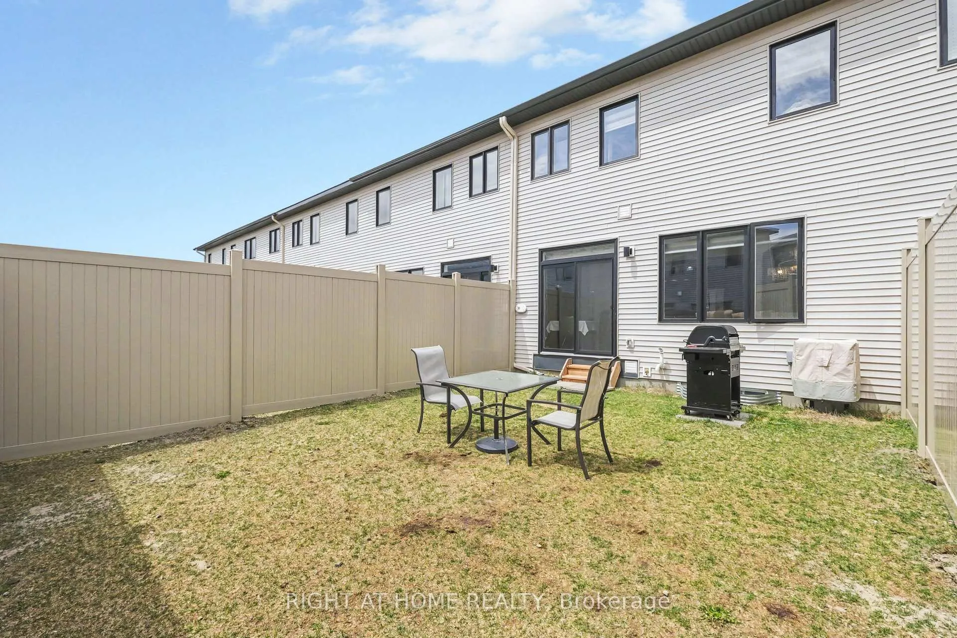 Photo 28 of 608 Fenwick Way, Ottawa, Barrhaven - Stonebridge — HOMEH