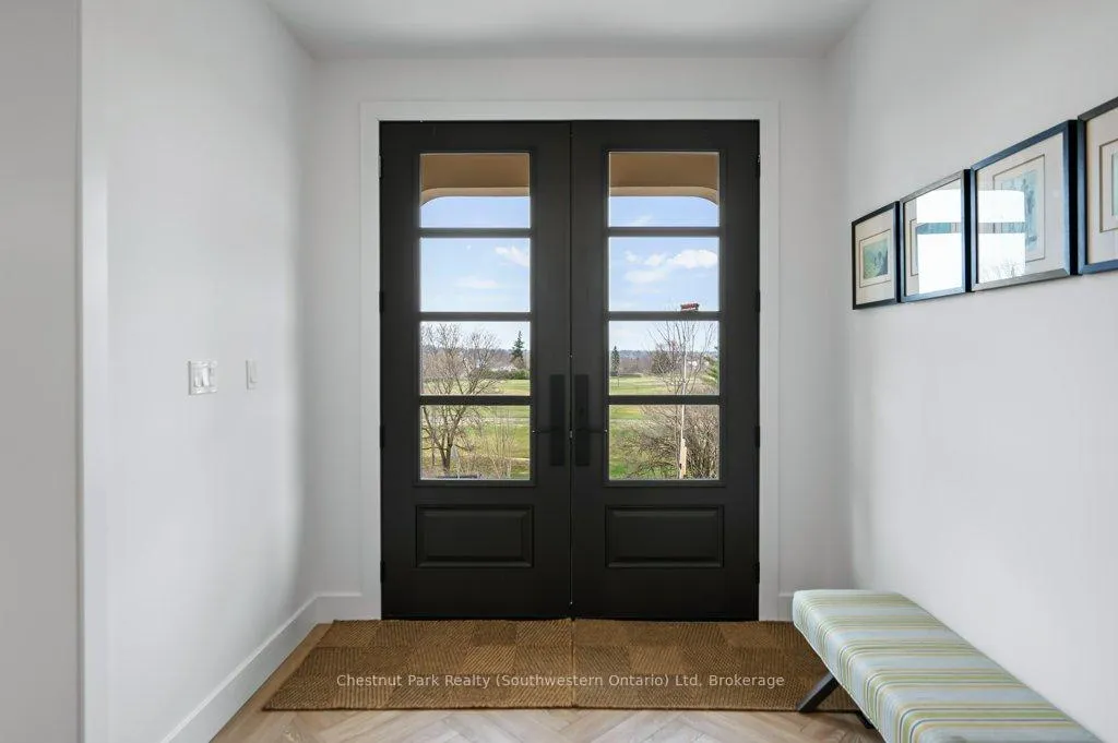 Photo 11 of 27 Vardon Drive, Guelph, Dovercliffe Park/Old University — HOMEH