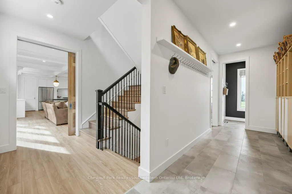 Photo 26 of 27 Vardon Drive, Guelph, Dovercliffe Park/Old University — HOMEH