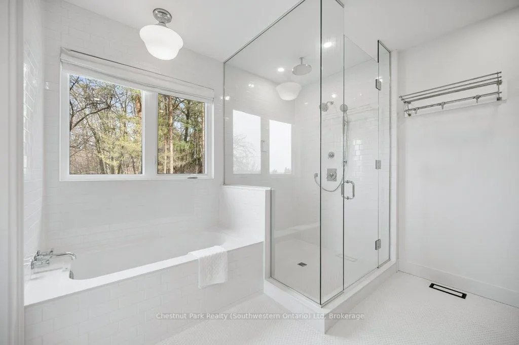 Photo 31 of 27 Vardon Drive, Guelph, Dovercliffe Park/Old University — HOMEH
